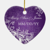 紫色エレガントな結婚式の引き出物のヴィンテージの渦巻 セラミックオーナメント (裏面)