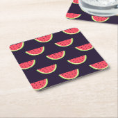 紫色パターンのネオンスイカ スクエアペーパーコースター (アングル)