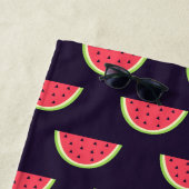 紫色パターンのネオンスイカ ビーチタオル (インサイチュ)