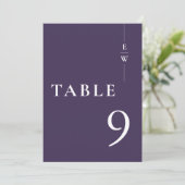 紫色ミニマルモダンリストモノグラム表番号 招待状 (スタンド正面)