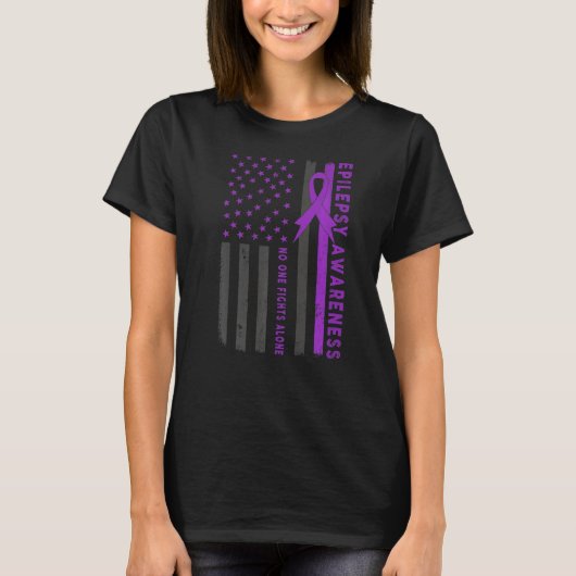 紫色リボン米国国旗てんかんてんかん認識度 Tシャツ (正面)