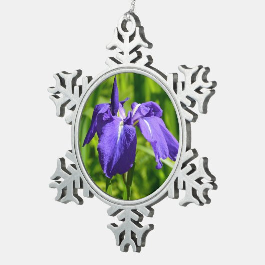 紫菖蒲の花のクリスマスオーナメント スノーフレークピューターオーナメント (右)