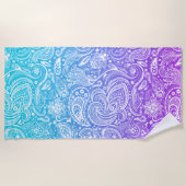 紫華美と青の白ペイズリーパターン ビーチタオル (正面)
