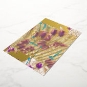 紫鮮やかと青のfを特徴とする花柄 箔招待状 (回転した状態)