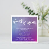 紫、ピンク、および青の延期結婚の更新カード 招待状 (スタンド正面)