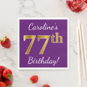 紫、フェイク金ゴールド77誕生日+名前をカスタムする スタンダードランチョンナプキン (インサイチュ)
