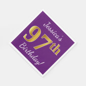 紫、フェイク金ゴールド97誕生日+名前をカスタムする スタンダードランチョンナプキン (角)