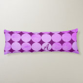 紫、紫マゼンタ、ピンクの円モノグラム ボディピロー (裏面)