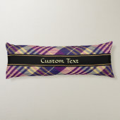 紫、金ゴールド、青のタータンチェック ボディピロー (裏面)