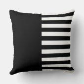 細い白黒のパタストライプーン投げピロ クッション (裏面)