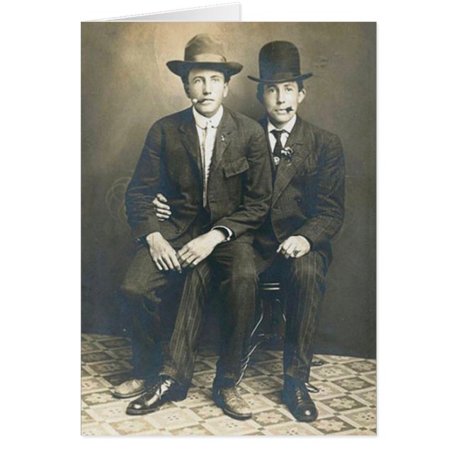 細い縦縞の男の子 (正面)