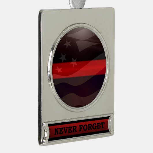 細い赤線の敬礼フラグ シルバープレートバナーオーナメント (右)