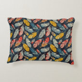 細かく羽が付いた アクセントクッション (裏面)