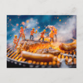 細身の労働者がソーセージとポークチョップを焼く シーズンポストカード (正面)