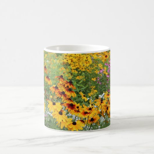 細道に沿うConeflowers コーヒーマグカップ (中央)