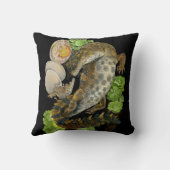 細長いワニ クッション (裏面)