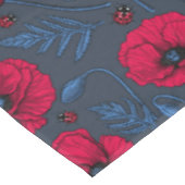 紺色のケシとレディバグ テーブルクロス (アングル)