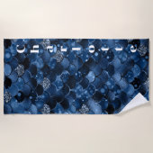 紺色の人魚はかりで測名 ビーチタオル (正面)