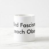 終わりのファシズムはオバマを弾劾します コーヒーマグカップ (中央)