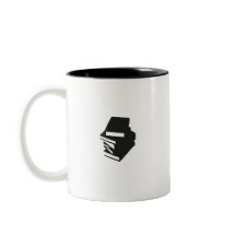 終夜の読書-本のペアカップの上