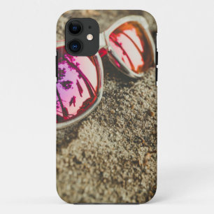 組のビーチの流行のサングラス iPhone 11 ケース