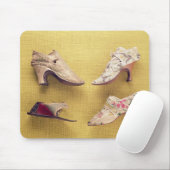 組の刺繍された靴、c.1714 マウスパッド (マウス)