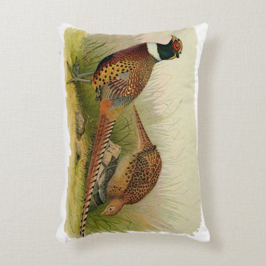 組の草が茂った分野のリングのネックのキジ アクセントクッション (正面(垂直))