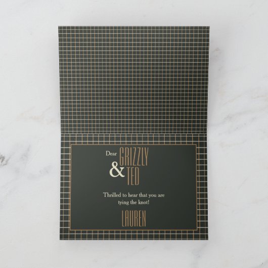 組み立てられた陽気なくまのカップルの婚約のお祝い カード (内部)