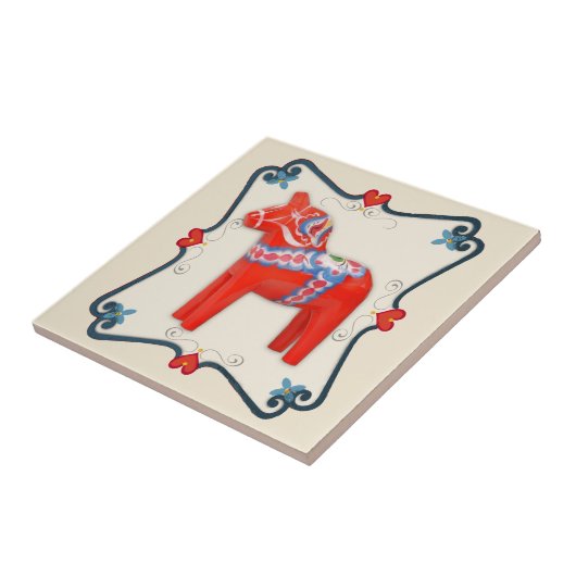 組み立てられるスウェーデン人のDalaの馬の民芸 タイル (側面)