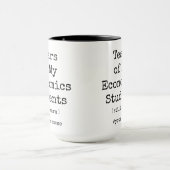 経済学の学生の涙が今も温おもしろいかい マグカップ (中央)