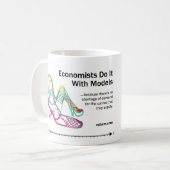 経済学者はモデル大きいマグとのそれをします コーヒーマグカップ (正面左)