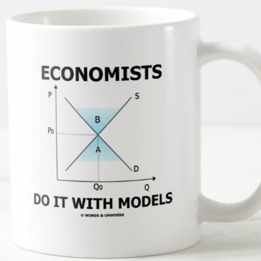 経済学者はモデル(経済学のユーモア)でそれをする コーヒーマグカップ