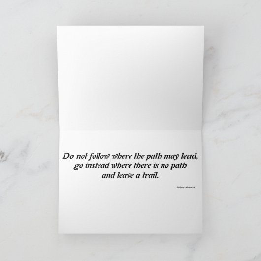 経路が後を追進む可能性のある場所を避ける カード (内部)