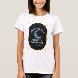 経験を通じて成長感動的- Tシャツ