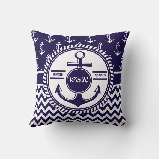 結ばれる海上旅行のカップル結婚式または記念日の結び目 クッション (裏面)