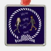 結び目に色の付いたアニメ航海のを結ぶ メタルオーナメント (正面)