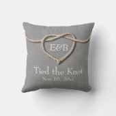 結び目のグレーバーラップ結婚の枕 クッション (裏面)