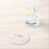 結び目を結んでいるピンクの弓 ペーパーコースター (インサイチュ)