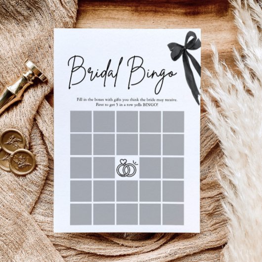 結び目を結んでいる弓ブライダルシャワービンゴゲーム 招待状