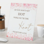 結び目を結んでいる間は熱くならないんだミニマル 台座サイン (インサイチュ)