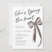 結び目を結んでいる | ブラックボウブライダルシャワー 招待状 (正面)