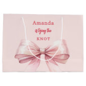 結び目ピンクの弓ブライダルシャワー ラージペーパーバッグ (裏面)