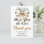 結び目 ゴールド ホワイト リボン フラワー ブライダル シャワー サンキューカード (スタンド正面)