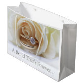 結婚おめでとう抱き枕 ラージペーパーバッグ (正面アングル)