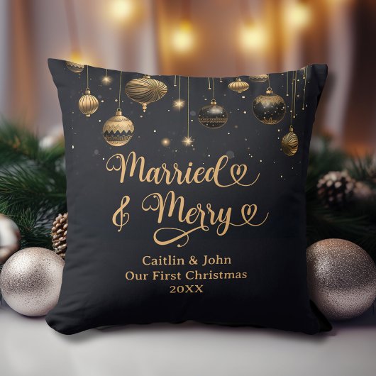 結婚おめでとう!最初のクリスマス 新婚夫婦 ゴールド ブラック クッション