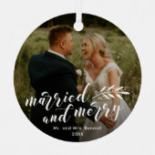 結婚したとスメリークリッ結婚トの写真 メタルオーナメント (正面)