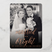 結婚したと明るいモダンスクリプ結婚トの写真 箔シーズンカード (正面)