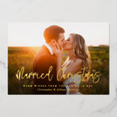 結婚したクリスマスの新婚ブラシスクリプト写真 箔シーズンカード (正面)