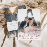 結婚した明るい |の結婚写真と感謝 シーズンカード<br><div class="desc">ニューレエレガントッドの休日の写真カードはお気に入りの、雪の結晶で飾ら結婚れたフェスティバルの赤い書道の台本に「結婚した&bright」を重ね合わせた縦向き写真やポートレート向き写真を採用。名前または下のあいさつカスタムでパーソナライズクリスマスカードとサンキューカードの組み合わせとして完璧な最初のクリスマス結婚したに、バックに4つの追加の写真を追加することができカスタムます，あなたのゲストにの事前印刷されたメッセージ感謝していの.</div>
