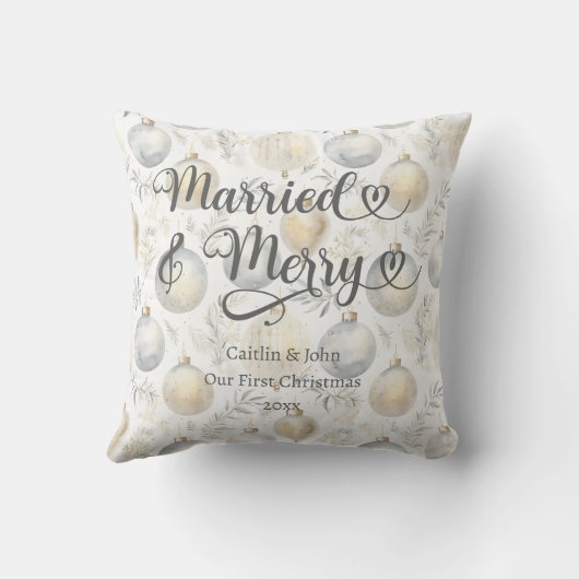 結婚した第メリー1回クリスマス新婚金ゴールドオーナメント クッション (裏面)